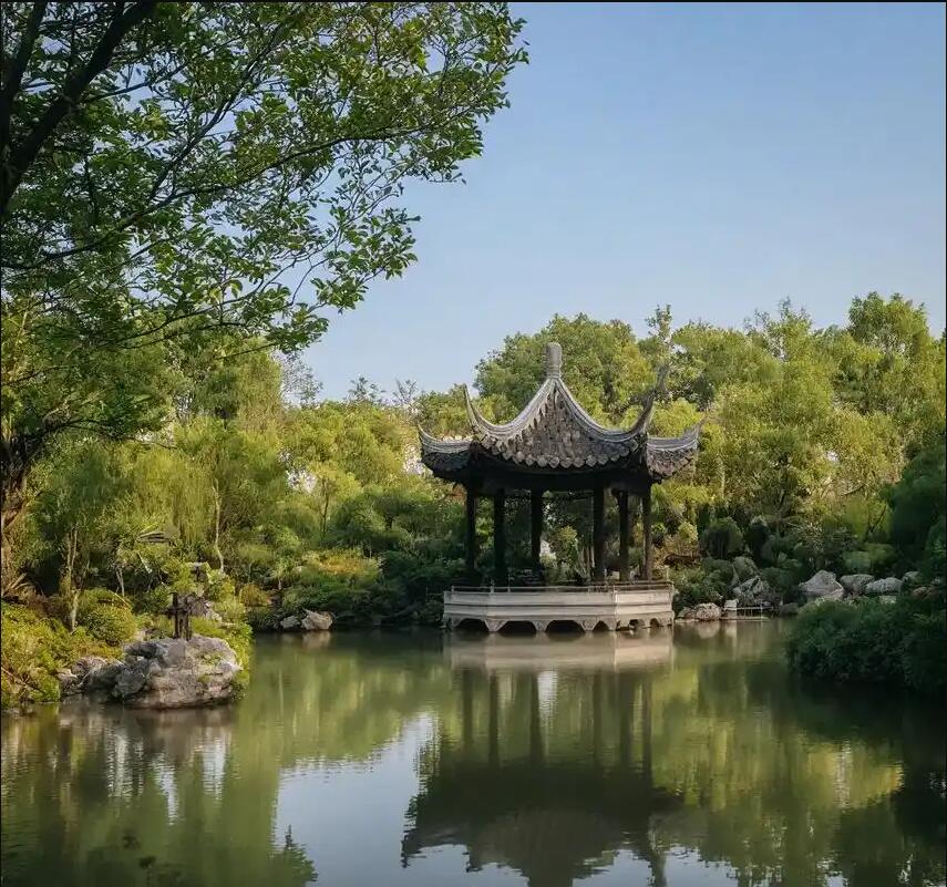 嘉荫县执着餐饮有限公司